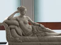 Фанни Лир в виде Венеры с яблоком. Скульптура работы Т. Солари